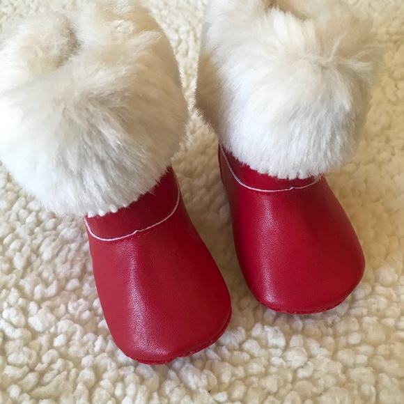 red boots with white fur